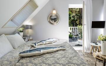 Фото номера Улучшенный двухместный номер с 1 кроватью Апартаменты Fisher House г. Сопот 2