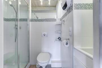 Фото номера Номер-студио с террасой (для 6 взрослых) Апартаменты Dom &amp; House – Apartments Port Monte Cassino г. Сопот 17