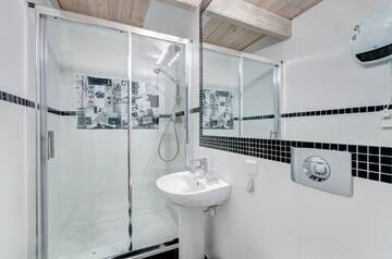 Фото номера Номер-студио эконом-класса (4 взрослых) Апартаменты Dom &amp; House – Apartments Port Monte Cassino г. Сопот 12