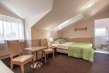 Фото номера Трехместный номер эконом-класса Апарт-отели Villa 33 Blisko Plaży г. Сопот 3