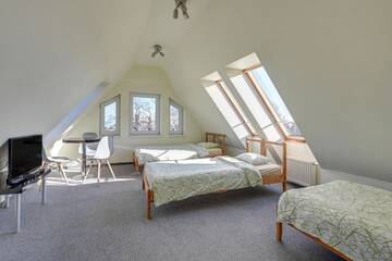Фото номера Люкс с видом на море и общей ванной комнатой Хостелы Hostel George г. Сопот 8