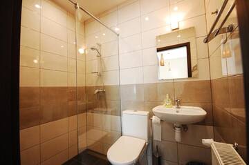 Фото номера Одноместный номер с ванной комнатой Отели типа «постель и завтрак» Hipnotic B&amp;B г. Сопот 9