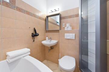 Фото номера Апартаменты с 2 спальнями Апартаменты Pulse Centre Apartment г. Сопот 30