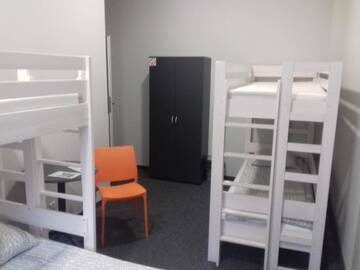 Фото номера Семейный номер с общей ванной комнатой Хостелы Hostel Sopot Centrum г. Сопот 2