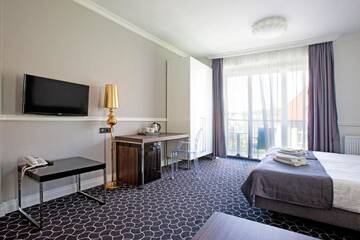 Фото номера Трехместный номер Курортные отели Imperial г. Сопот 5