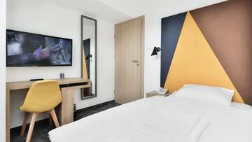 Фото номера Single Room in the attic Апарт-отели Villa Ozone г. Сопот 3