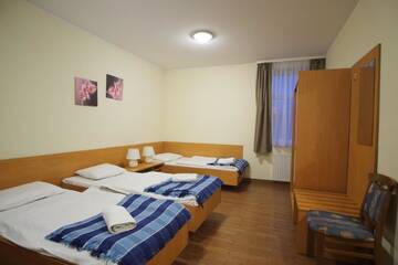 Фото номера Четырехместный номер (для 4 взрослых) Отель Hotel Miramar г. Сопот 4